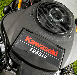 Professional & Garden Machinery | Kawasaki Engines | Engines