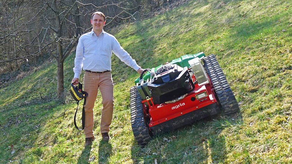 PROFIS IM GARTEN - agria: Innovation, Kosten-Nutzen-Verhältnis, und was einen großartigen Motor ausmacht