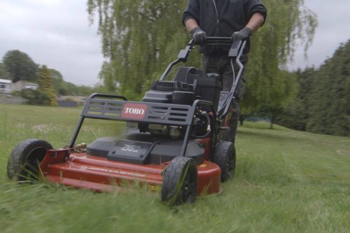 Weniger Stillstand und mehr Arbeitszeit mit einem Rasenmäher mit Kawasaki-Motor