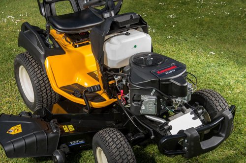 Warum sich ein Aufsitzmäher mit Kawasaki-Motor für Ihre Firma lohnt