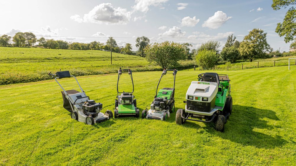 Essential tools for landscaping businesses