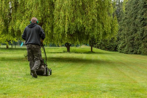 Living the life of a landscaper – the physical and mental considerations
