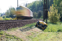 Slope mowing: a guide to selecting the right remote control lawn mower for your business